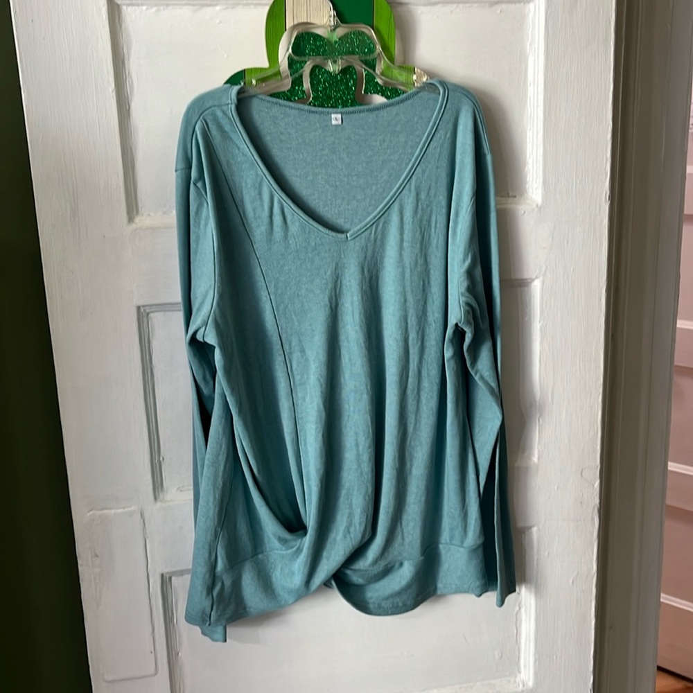 Women top